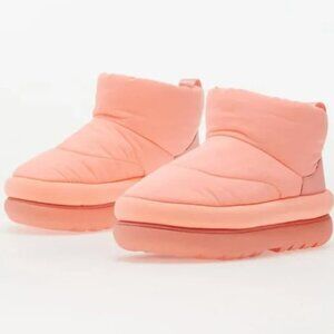 UGG Women's Classic Maxi Mini Bootie Sweetheart 7 1132017